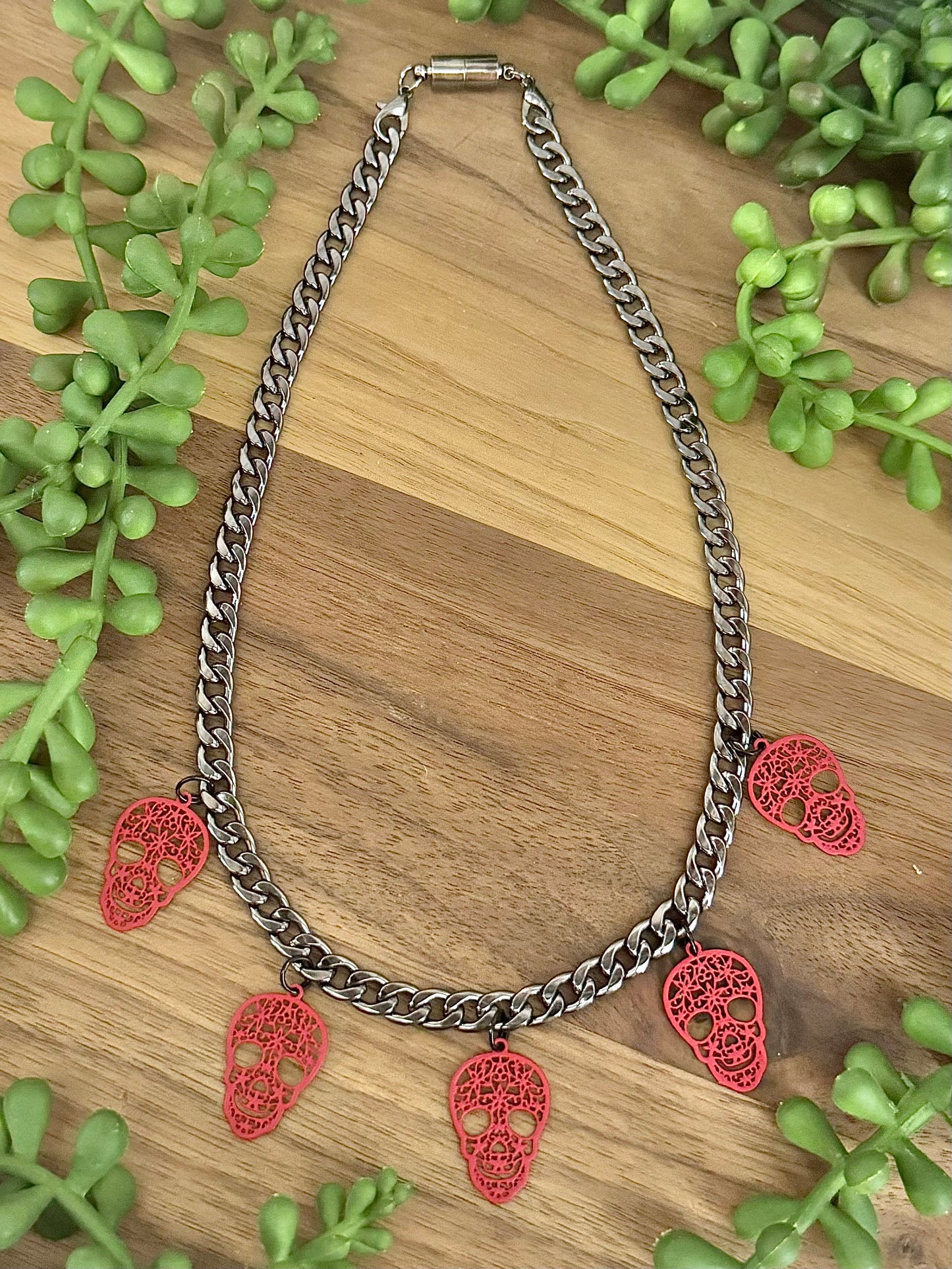 Red Skulls | Choker Necklace